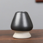 1 vnt. Keraminis Matcha žaliosios arbatos dubenėlis Bambukinis &scaron;luotelė Malūnėlis &Scaron;epetėliai Chasen laikiklis Stovas Arbatos gaminimo įrankiai Namų Gimtadienio dovana Arbatos reikmenys žalsvai mėlyna