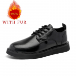 Nauji vyri&scaron;ki batai Klasikiniai vyri&scaron;ki batai i&scaron; odos Vestuviniai batai Vyri&scaron;ki oficialūs plok&scaron;čiapadžiai Verslo batai Plok&scaron;čiapadžiai Prabangaus prekės ženklo Juodi batai 44