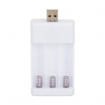 Akumuliatoriaus įkroviklis Saugus greitas įkrovimas su LED indikatoriumi 3 lizdai USB AA/AAA Įkraunamas akumuliatoriaus įkrovimo adapteris radijui balta