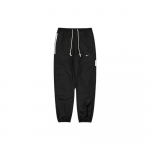 Nike Standard Issue Žieminės kelnės su rankogaliais ir vilnos pamu&scaron;alu Vyri&scaron;kos apatinės dalys Juodos DA6737-010 M
