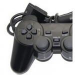 Juodas vibruojantis analoginis PS2 valdiklis