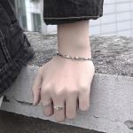 Vyri&scaron;kos apyrankės i&scaron; vytos grandinėlės, Mobiuso jungčių apyrankė, Geometriniai paprasti baziniai vyri&scaron;ki papuo&scaron;alai