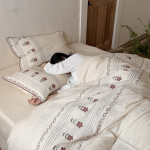 Pavasarinis/vasarinis odai draugi&scaron;kas kvėpuojantis dažytas medvilnės ir lino siuvinėtas patalynės komplektas 0.9m Bedspread 3-piece (Quilt cover 150*200cm)