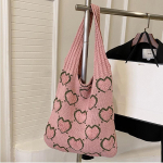 Moteri&scaron;kas didelės talpos megztas austas pečių krep&scaron;ys Vintažinis &scaron;irdies ra&scaron;tas, mielas universalus laisvalaikio pirkėjo studentų nėrimo krep&scaron;ys 37x2x35cm smėlis