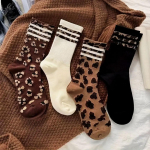4 poros moteri&scaron;kos leopardo kojinės medvilninės sportinės kojinės Y2k studentų kojinės baltos Lolita Harajuku mergaičių juokingos kojinės S010A01