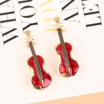 1vnt Eleganti&scaron;kas raudonas smuiko smeigtukai Sagės Lady Instruments Sagės Papuo&scaron;alai
