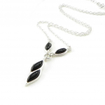 Les Tr&eacute;sors De Lily [I8933] - Collier Argent 'D&eacute;esse Noir de Jais' noir argent&eacute; (rhodi&eacute;) - 30x25 mm juoda