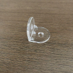 Bekalbis spintos lentynos laikiklis: Stačiu kampu, nepaliekantis žymių lipdukas