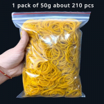 1 pakuotė 50/100g geltonų universalių guminių juostelių - patvari natūrali guma, skirta naudoti biure, mokykloje ir namuose 1 pack of 50g about 210 pcs geltona