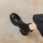 Prabangūs moteri&scaron;ki batai Naujo stiliaus madingi trumpi batai Patogūs moteri&scaron;ki batai Eleganti&scaron;ki moteri&scaron;ki batai Auk&scaron;tos kokybės &bdquo;Zapatos&ldquo;