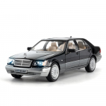 1/24 Mercedes Benz W140 S320 Diecast Klasikinio automobilio modelis Garsas ir &scaron;viesa Vaikų dovana 1/24-Size:21*9*6cm juoda
