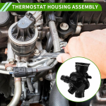 Nr.11537598865 Automobilio termostatas BMW E92 F30 F15 335i 435i X5 X6 Patvarus Juodas Vidinis Variklio Au&scaron;inimo Skysčio Termostato Korpusas Surinktas Plastikinis 1 vnt.