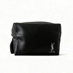 YSL - Juoda lakinės odos kosmetinė su auksiniu logotipu ir užtrauktuku juoda