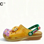 Crocs Classic Donut Vaikams Unisex Sandalai & &Scaron;lepetės 36-37(M4W6) oranžinė