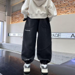 Berniukų pavasario ir vasaros rudens kelnės Vaikams ir paaugliams Plonos vaiki&scaron;kos sportinės tiesios kelnės Madingos trijų juostų kelnės Madingos 120 juoda