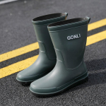 2025 m. nauji vyri&scaron;ki trumpi vandeniui atsparūs guminiai lietpalčiai, laisvalaikio žvejybai, automobilio plovimui, darbui, vandens batai, neslystantys aksominiai lietaus batai 44