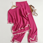 Dviejų dalių rinkinys: Kontrastingos spalvos trumparankovis megztinis ir plačios kelnės auk&scaron;tu juosmeniu S rožinė raudona spalva