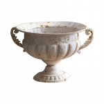 Antikinis geležinis vazonas apvalios formos su reljefiniu ra&scaron;tu sodui, terasoms, namų interjerui, lauko dekoravimui