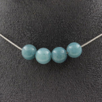 Pierres et Min&eacute;raux. Collier 4 perles Aigue-marine 8 mm. Chaine en acier inoxydable Collier femmes, hommes. Taille personnalisable.
