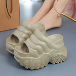 Itin auk&scaron;tas 10 cm kulnas, moteri&scaron;kas storas padas, atviri batai, vasariniai moteri&scaron;ki platforma, paprasta liftinė &scaron;lepetė, gotikinio stiliaus &scaron;lepetės CN 36-37 chaki