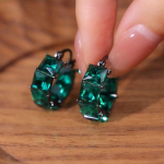 Kvadratiniai žaliai pilki kri&scaron;toliniai apvalūs auskarai moterims vyrams juodos aukso spalvos cirkonio ausų sagtis Vestuvių vakarėlio papuo&scaron;alai senoviniai žalia