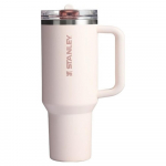 Stanley Quencher Pro Tour puodelis su atlenkiamu &scaron;iaudeliu 1,18L (13 Pasir.) Rose Quartz