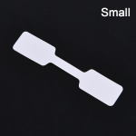 100 vnt. baltos kainos etiketės su kabančiomis stygomis Papuo&scaron;alai Kanceliarinės avalynės audinys