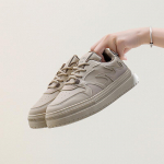 Moteri&scaron;ki stambūs sportbačiai su platforma Lengvi užsegami vaik&scaron;čiojimo batai Kvėpuojantys, patogūs bėgimo sportbačiai, skirti moteri&scaron;ki PU odos suvarstomi teniso batai 35 smėlis