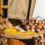 Nauji vyri&scaron;ki batai drobės kasdieniai batai pavasariui vasarai kvėpuojantys plok&scaron;čiapadžiai riedlenčių batai jaunimui gatvės kieti sportbačiai 44 geltona