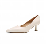Žemakulniai pompos moterims Odiniai uždari smailūs pir&scaron;tai Kitten Heels Patogūs Slip on Stiletto Pumps Moteri&scaron;kos Darbo Biuro Verslo Vestuvinės Suknelės Batai 38 smėlis
