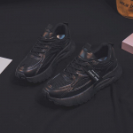 Moteri&scaron;ki sportbačiai, tinkliniai, kvėpuojantys, kasdieniai, bėgiojimui, &bdquo;tėčio&ldquo; stiliaus, nauji, vasariniai, balti, neslystantys, mink&scaron;to pado batai, madingi 40 juoda