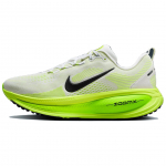 Nike Vomero 18 Balti Elektri&scaron;kai Žali Volt Moteri&scaron;ki Bėgimo Bateliai HM6804-102 36.5