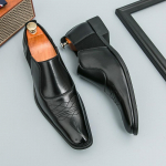 Vyri&scaron;ki briti&scaron;ko stiliaus dviejų spalvų kvadratiniu priekiu slip-on plok&scaron;čiapadžiai bateliai, patogūs, neslystantys, verslo atsitiktiniai odiniai batai 38