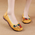 Auk&scaron;tos kokybės retro gėlių baleto plok&scaron;čiapadžiai moteri&scaron;ki batai Nauja tendencija Moteri&scaron;ki Natūralios odos batai Moteri&scaron;ki slankikliai Mink&scaron;tas mokasinas CN 35 geltona