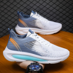 Vyri&scaron;ki batai Pavasaris ir Ruduo Nauji vyri&scaron;ki Fly Weaving Kvėpuojantys Laisvalaikio Sportiniai Madingi Visiems tinkantys Studentų Bėgimo 44