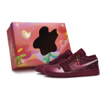 Jordan Air Jordan 1 811 Gamyba, Tikros meilės prisipažinimas, Speciali batų dėžutė Žemi batvir&scaron;iai Vintažiniai krep&scaron;inio batai Unisex IB7012-600(Team80-SBOX) 35.5