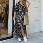 Moteri&scaron;ka vasarinė leopardo ra&scaron;to suknelė ilgomis rankovėmis