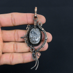 &Scaron;ungito brangakmenio rankų darbo gryno vario viela apvynioti pakabukai papuo&scaron;alai atminimo dienai 2.56 Inches pilka spalva