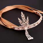 XX a. XX a. senoviniai plaukų papuo&scaron;alai, lapai, nuotakos kri&scaron;toliniai perlai, galvos apdangalas, didžioji Gatsby tiara ir karūna galvos juosta, skirta moterų vestuvėms