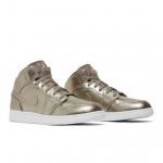 Air Jordan 1 Mid SE GS Sepia Stone Retro sportbačiai AV5174-200 EU 38 auksas