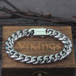 Nauja auk&scaron;tos kokybės nerūdijančio plieno vikingų vyri&scaron;ka apyrankė tu&scaron;čia balta punk kreivė Kubos grandinės apyrankė 19cm sidabras