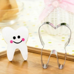 Virtuvės kepimo įrankių 3 dalių rinkinys Nerūdijančio plieno dantų pastos sausainių pjaustyklė Torto dantų &scaron;epetėlio sausainių formelė Mink&scaron;tų saldainių priedai
