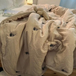 Siuvinėtas, plautas medvilninis, vasarinis užpildas, kondicionuojamas, &scaron;velnus odai, kvėpuojantis, skalbiamas ma&scaron;inoje patalynė 200x230cm 1pcs