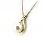 Les Tr&eacute;sors De Lily [N0223] - Collier 'Perla' ivoire dor&eacute;