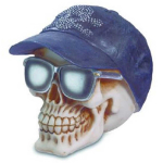 Les Tr&eacute;sors De Lily [A3295] - Figurine r&eacute;sine 'T&ecirc;te de Mort' bleu blanc (casquette strass) - 16 cm