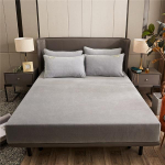Aksominis karalienės / labai didelės lovos užvalkalas su žieminiu čiužinio užvalkalu, neslystantis dviejų lovų be pagalvės užvalkalo Bed sheet (90x200x25cm) sidabro pilka spalva