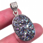 Natūralus Titano Druzy Gemstone 925 Kietas sterlingas sidabrinis pakabukas 1,50 R8q75