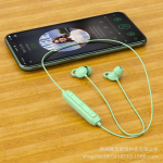 Belaidės miego Bluetooth ausinės Patogus ir neskausmingas miegas ant &scaron;ono Be spaudimo Ausis Kaklas Kabinamos sportui Bėgiojimui Triuk&scaron;mą slopinančios ausinės &scaron;viesiai žalios spalvos