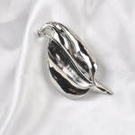 Vintažinio metalo vilkdalgių lapų gėlėta sagė moterims Unikalus subtilus kostiumas Korsažo segtukai Priedai vakarėlio papuo&scaron;alai