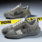 Sportiniai bateliai Patogūs kvėpuojantys batai vyrams Laisvalaikio sportas Four Seasons Mocasins Trend Designed Personality Suvarstoma oda 39 žalia